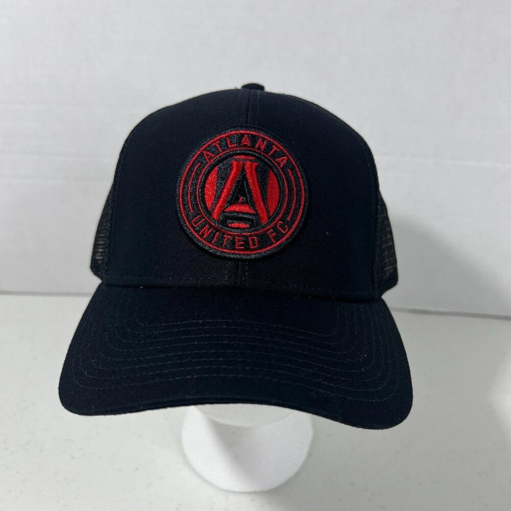 MLS Men's One Size Black Atlanta United FC Atmosphere Trucker Adjustable Hat NWT